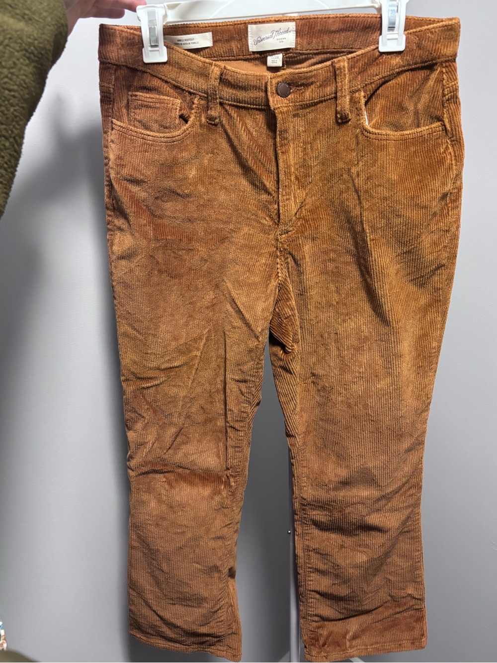 Universal Thread Corduroy Women’s Pants in Rust Brown